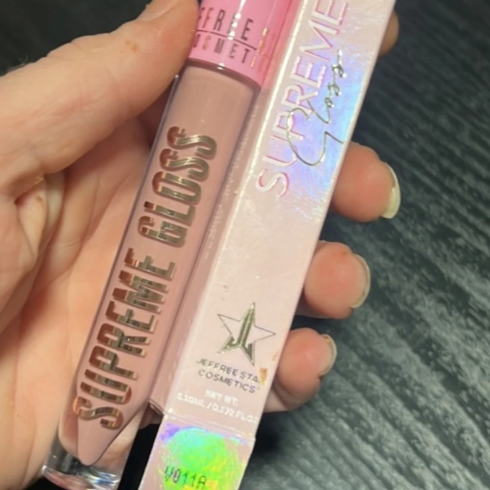 🌙♣️Blow My Candles Jeffree Star Supreme Gloss
